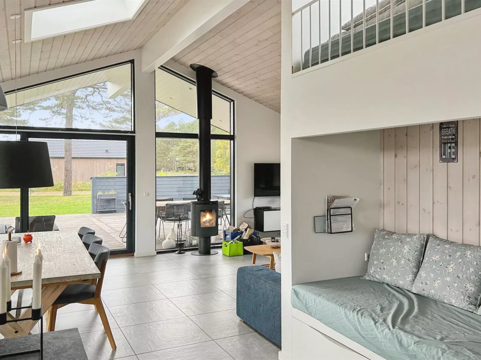 "Windelgard" - 140m from the sea-Binnen