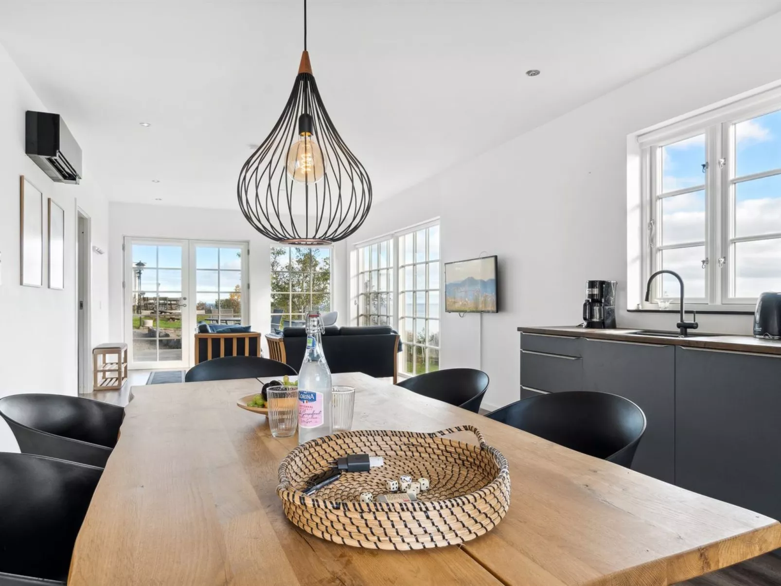 "Eleana" - 300m from the sea-Binnen