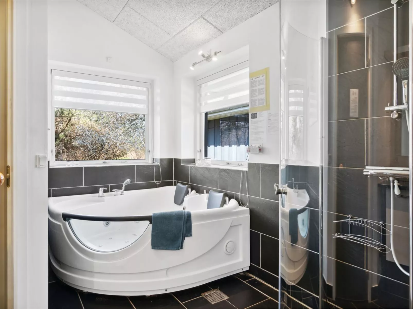 "Josina" - 675m from the sea-Binnen