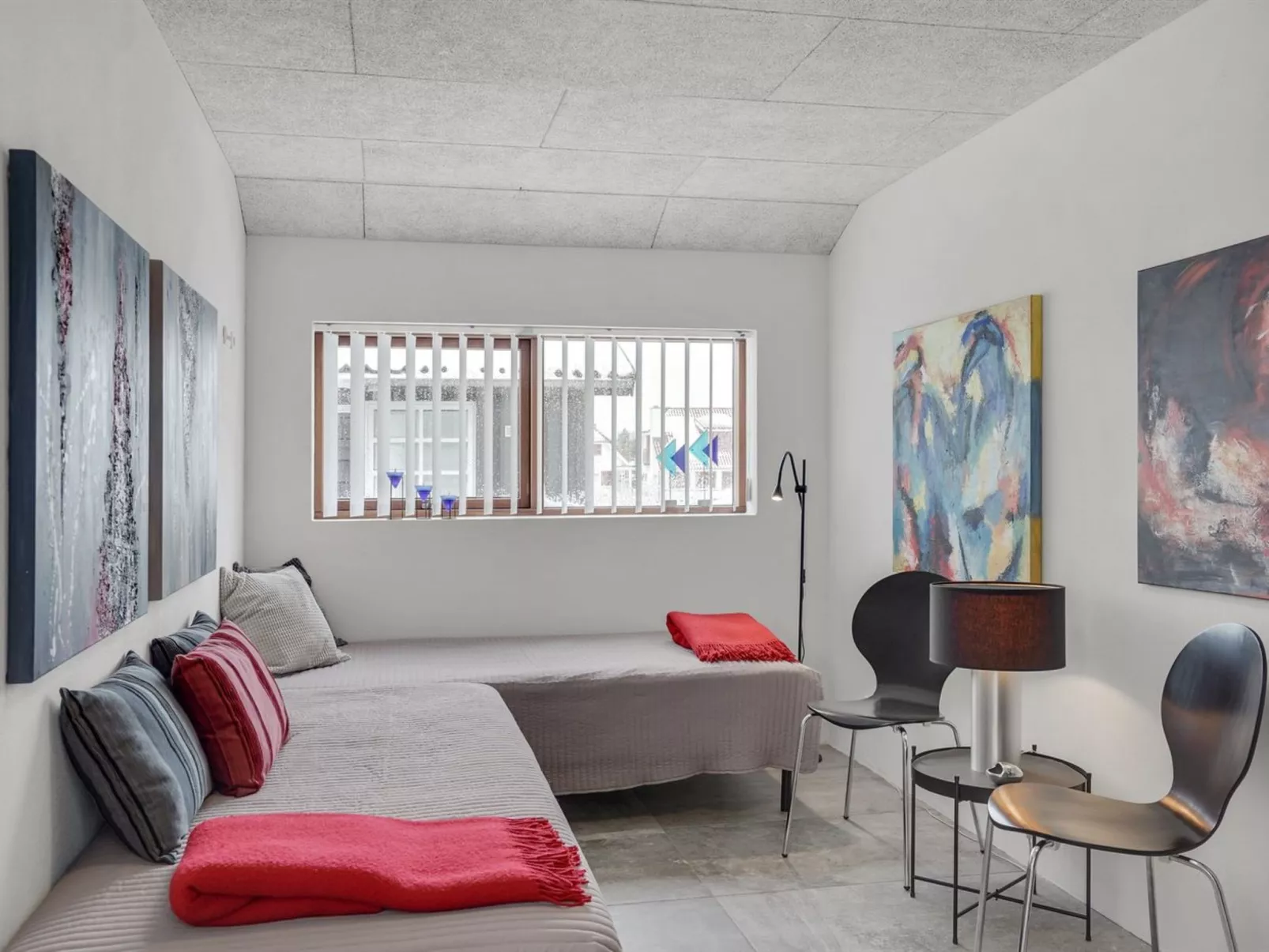 "Aaran" - 700m from the sea-Binnen