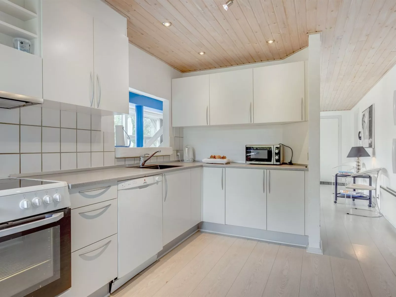 "Tabithe" - 2.2km from the sea-Binnen