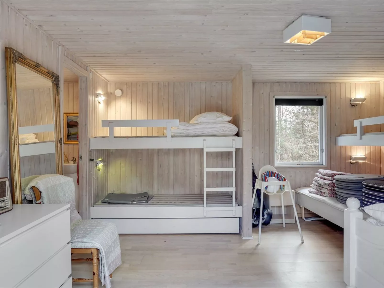 "Aneline" - 700m from the sea-Binnen