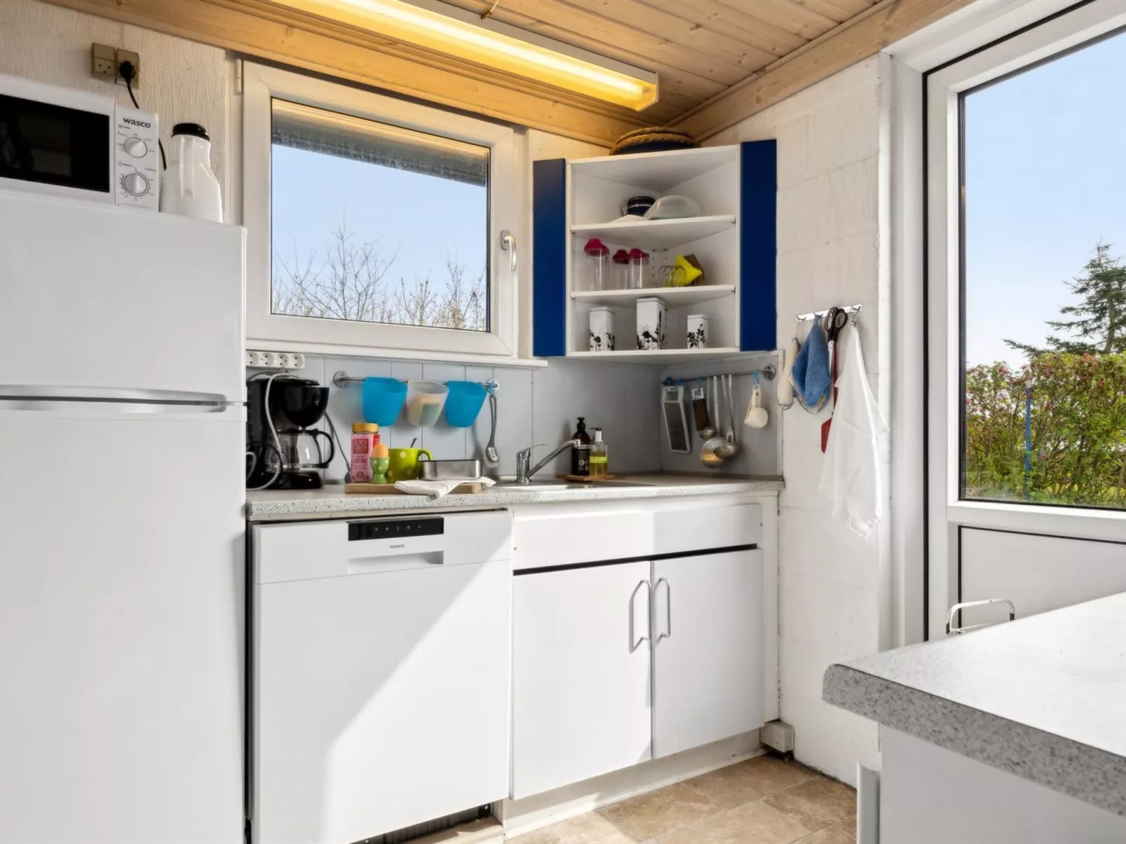 "Aletha" - 300m to the fjord-Binnen