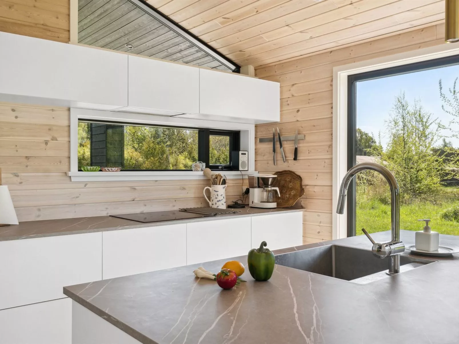 "Ivar" - 450m from the sea-Binnen