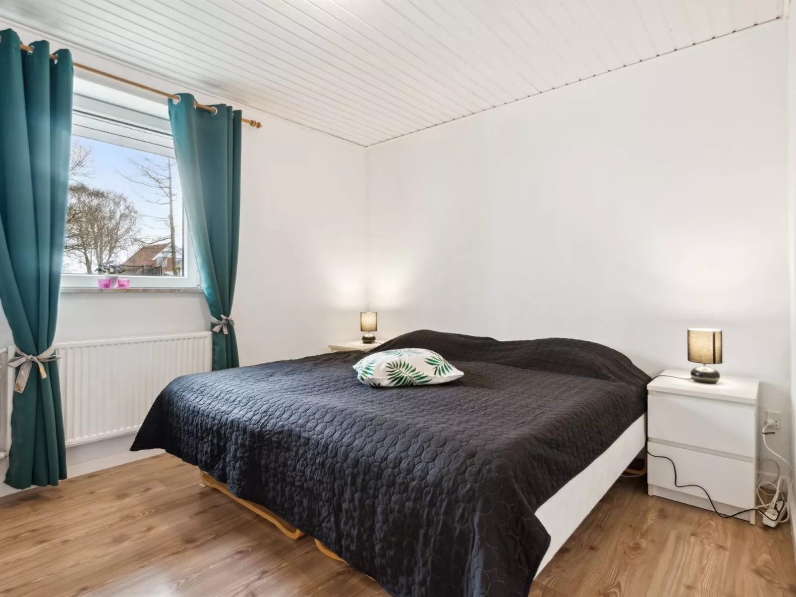 "Elara" - 300m from the sea-Binnen