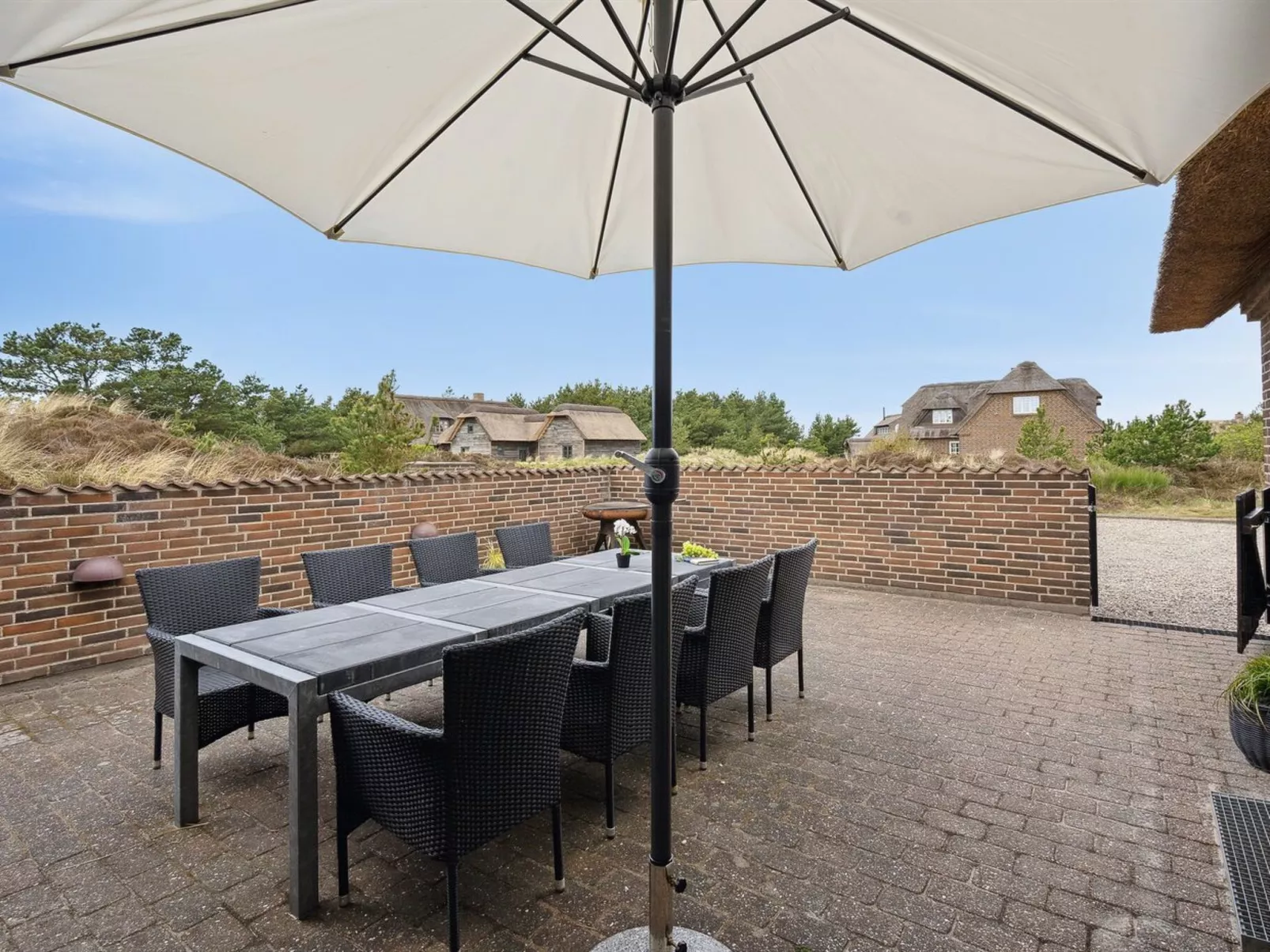 "Domnika" - 350m from the sea-Buiten