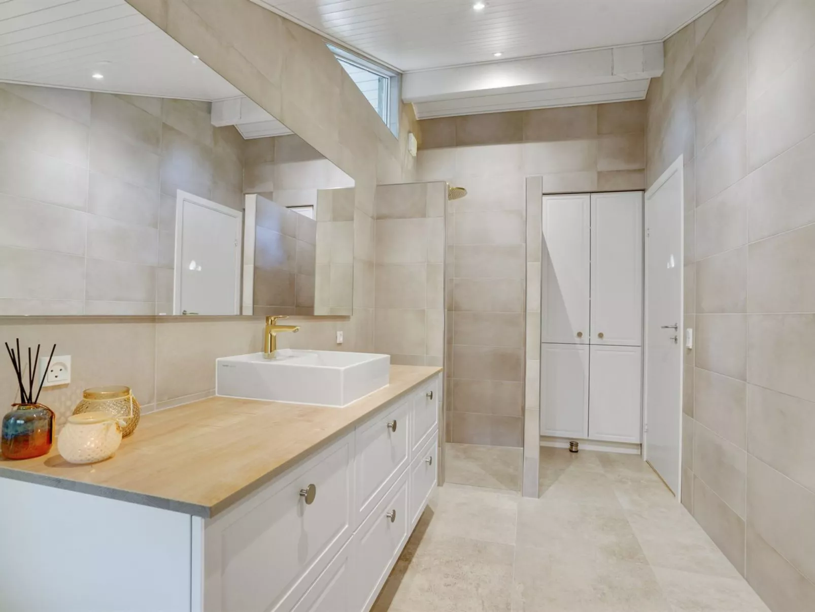 "Edeltraut" - 900m from the sea-Binnen