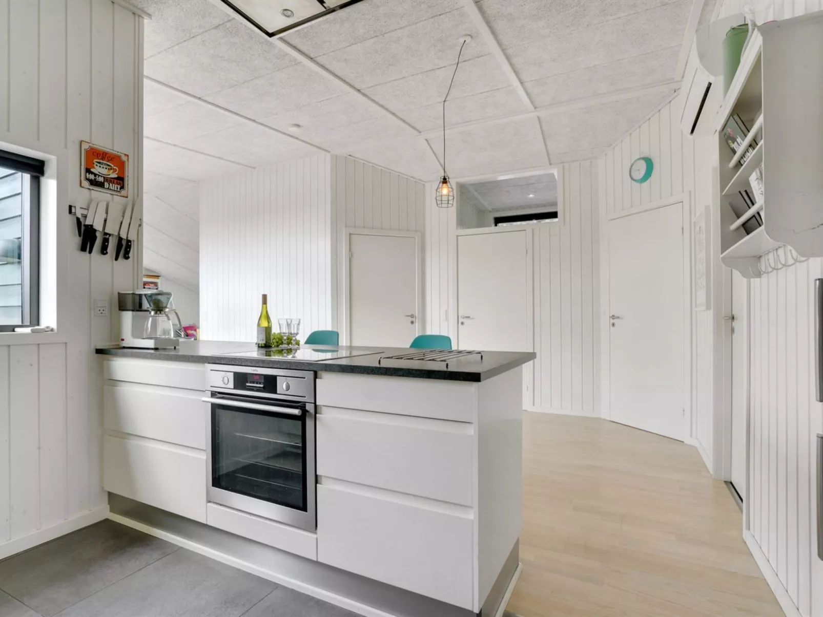 "Joachim" - 200m from the sea-Binnen