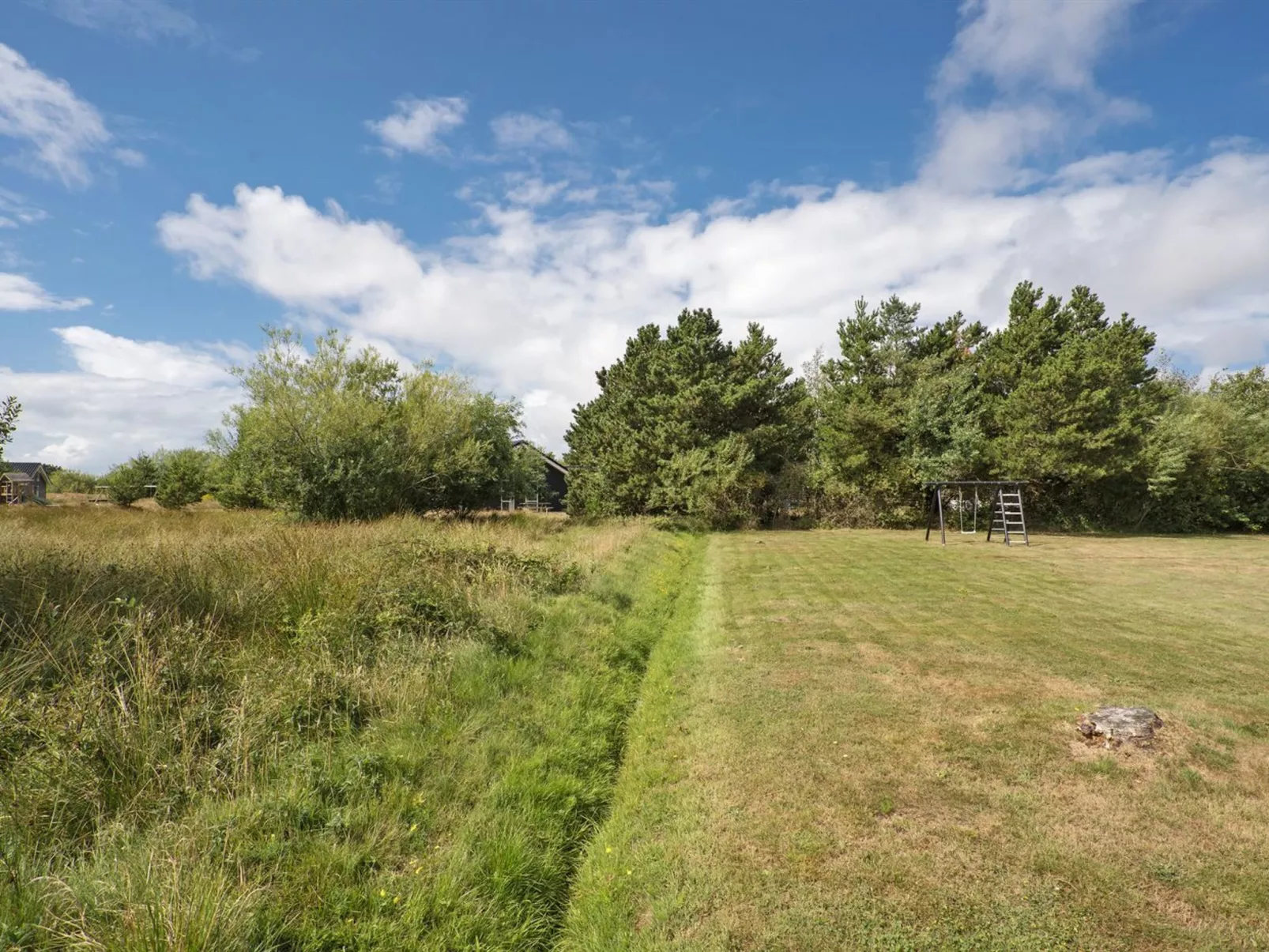 "Emilia" - 1.8km from the sea-Buiten