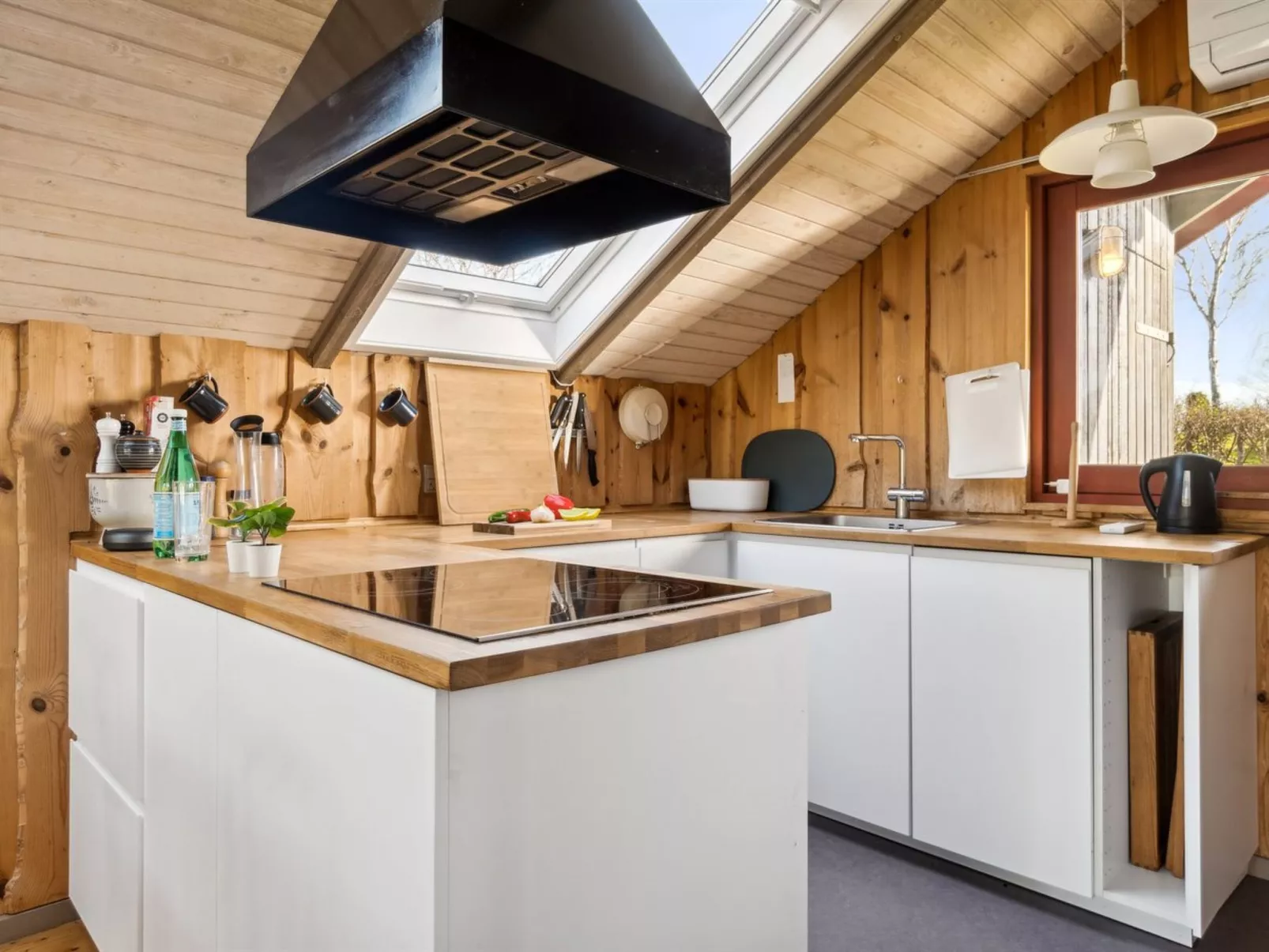 "Asel" - 25m from the sea-Binnen