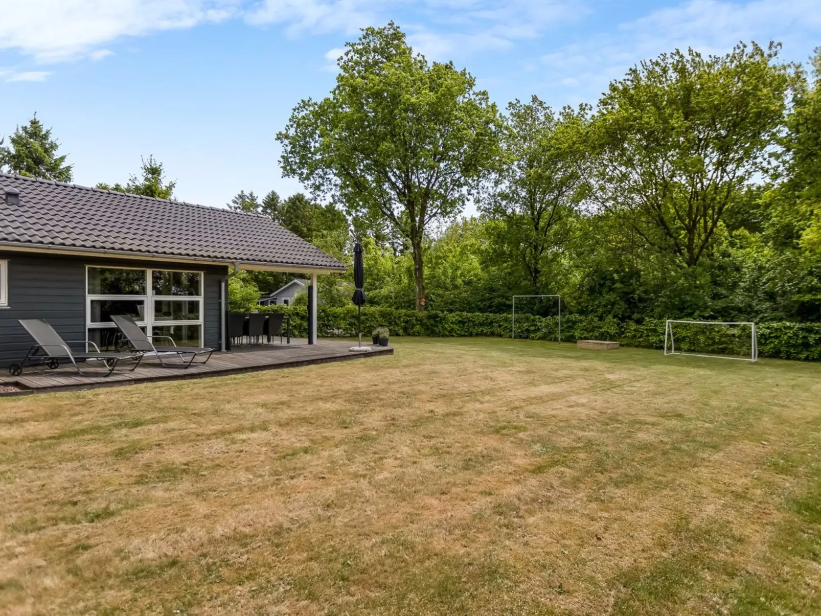 "Jette" - 30km from the sea-Buiten