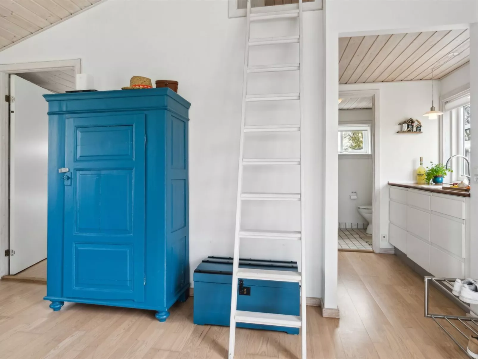 "Melin" - 2.8km from the sea-Binnen