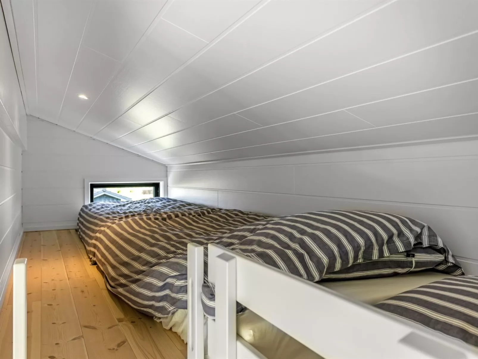 "Ata" - 400m from the sea-Binnen