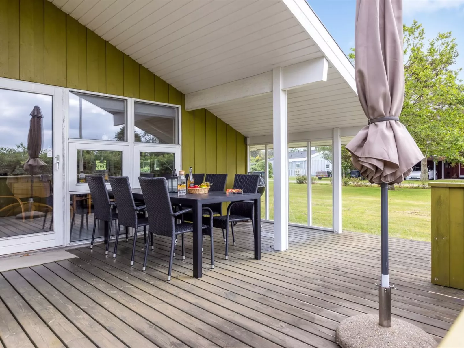 "Maira" -  from the sea-Buiten