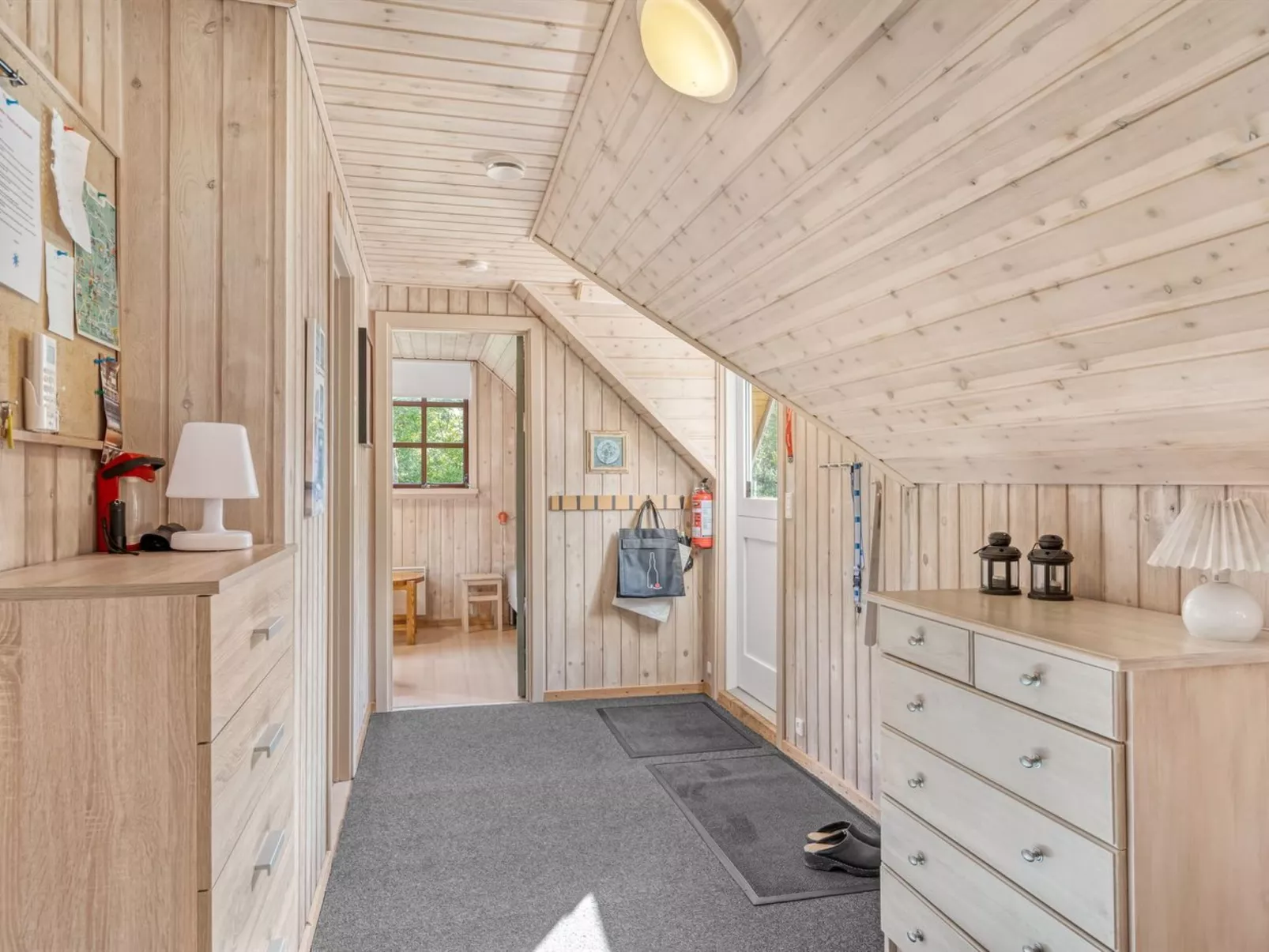 "Niesina" - 600m to the fjord-Binnen