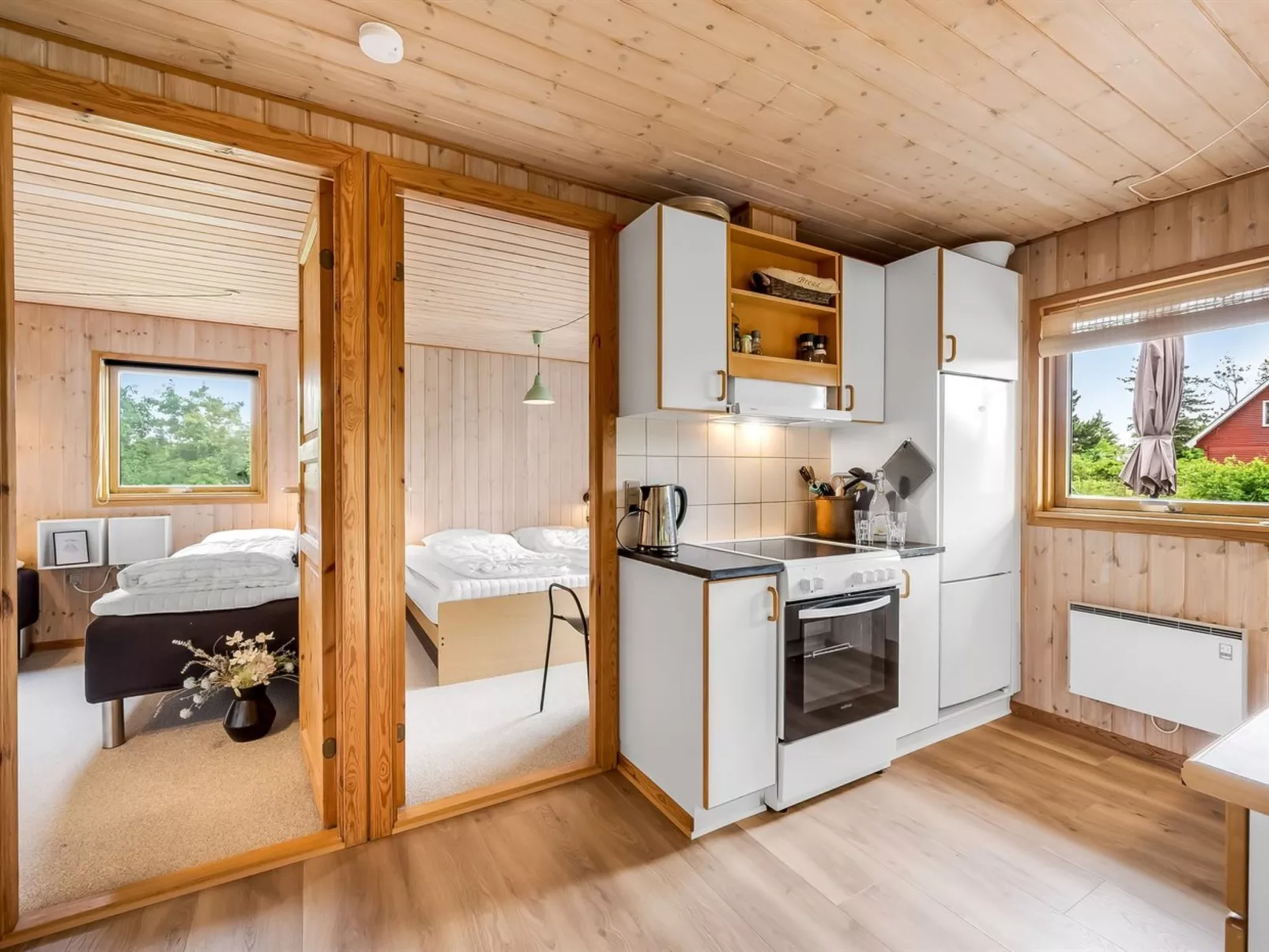 "Tian" - 400m to the fjord-Binnen