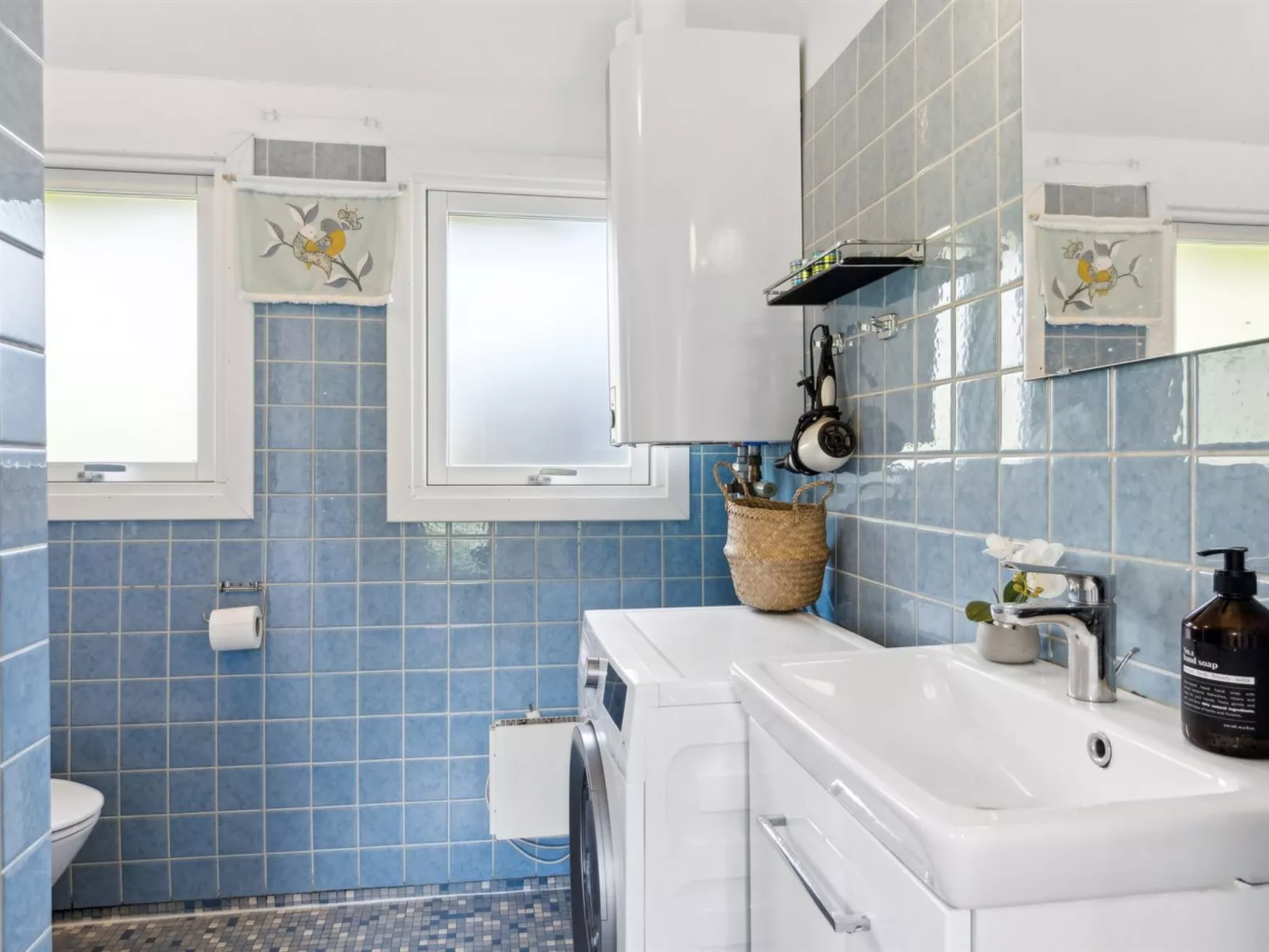 "Emeli" - 100m from the sea-Binnen