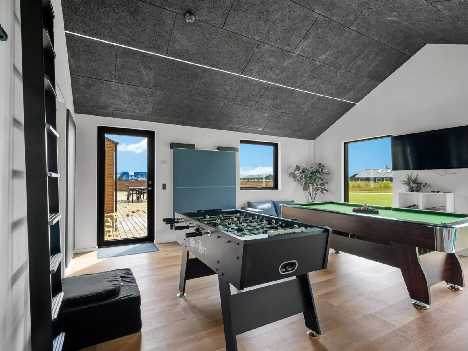 "Udder" - 1.5km from the sea-Binnen