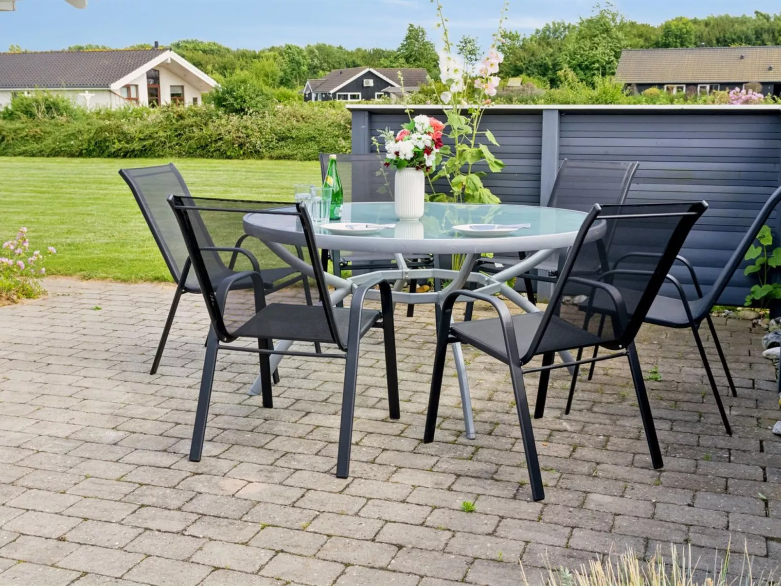 "Edzard" - 800m from the sea-Buiten