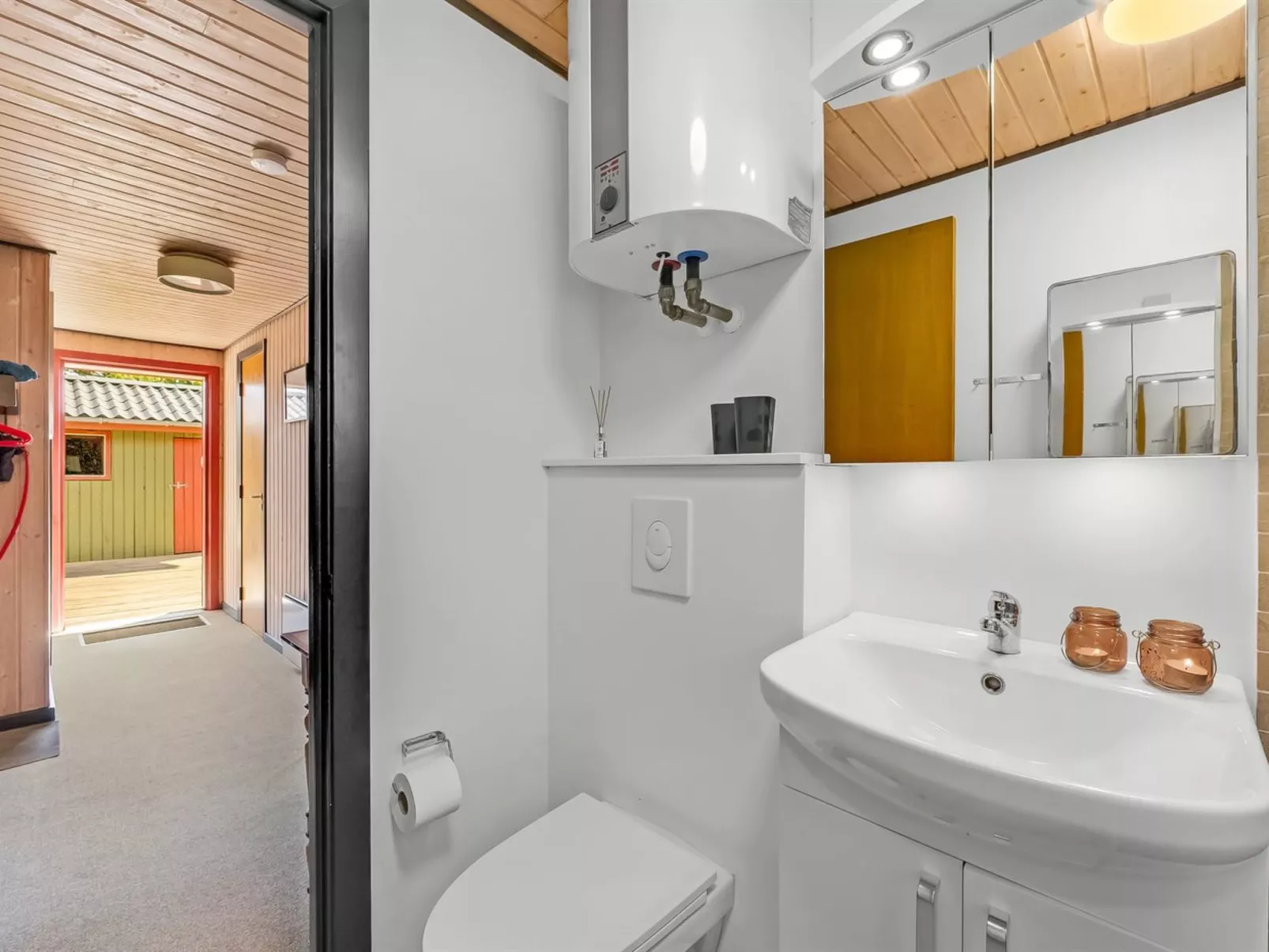 "Geertje" - 900m from the sea-Binnen