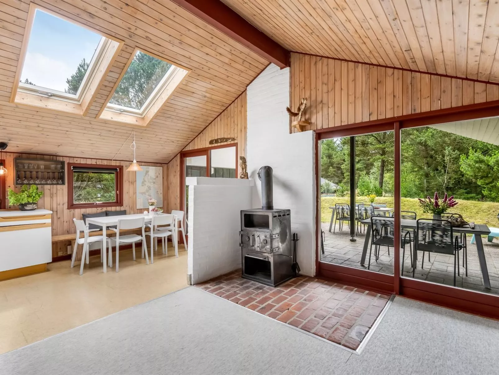 "Regine" - 1.1km to the fjord-Binnen