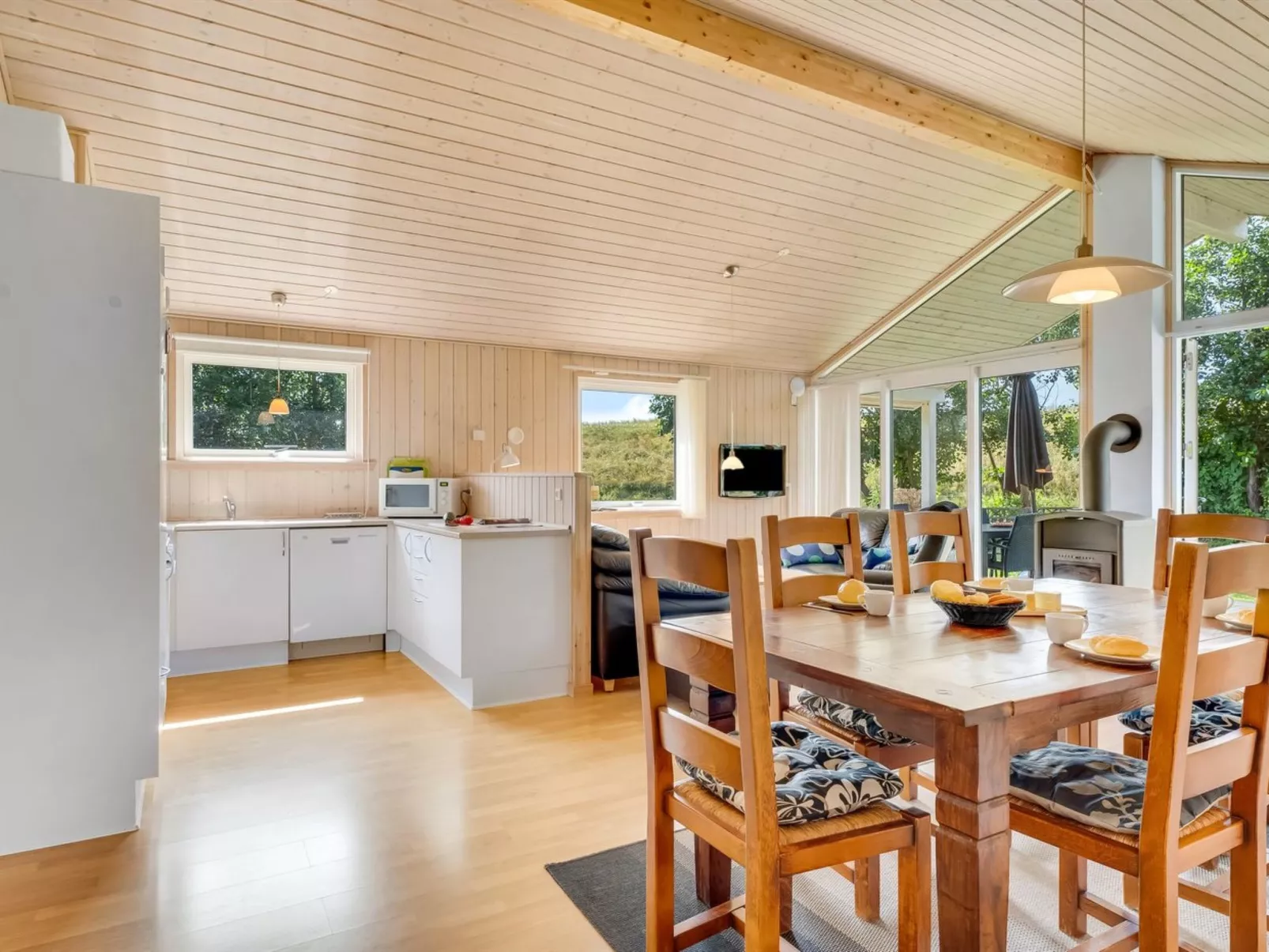 "Alvina" - 45m from the sea-Binnen