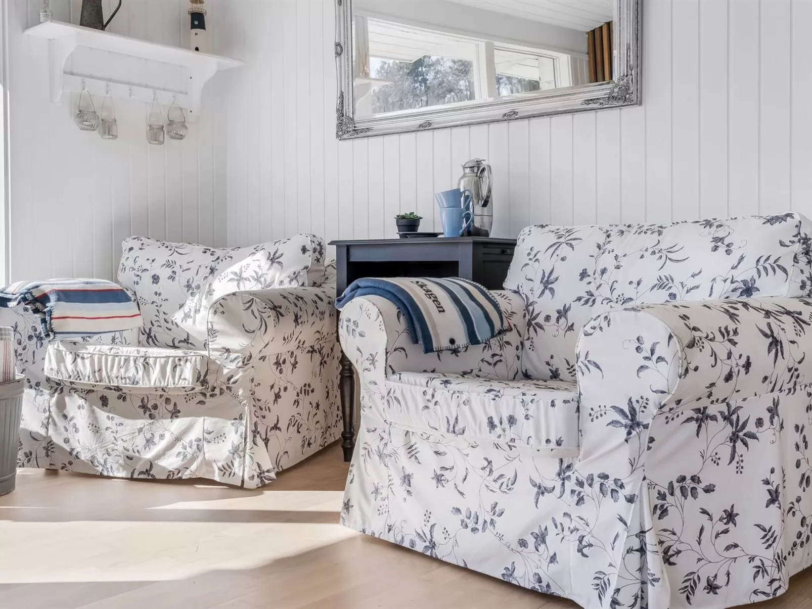 "Jaike" -  from the sea-Binnen