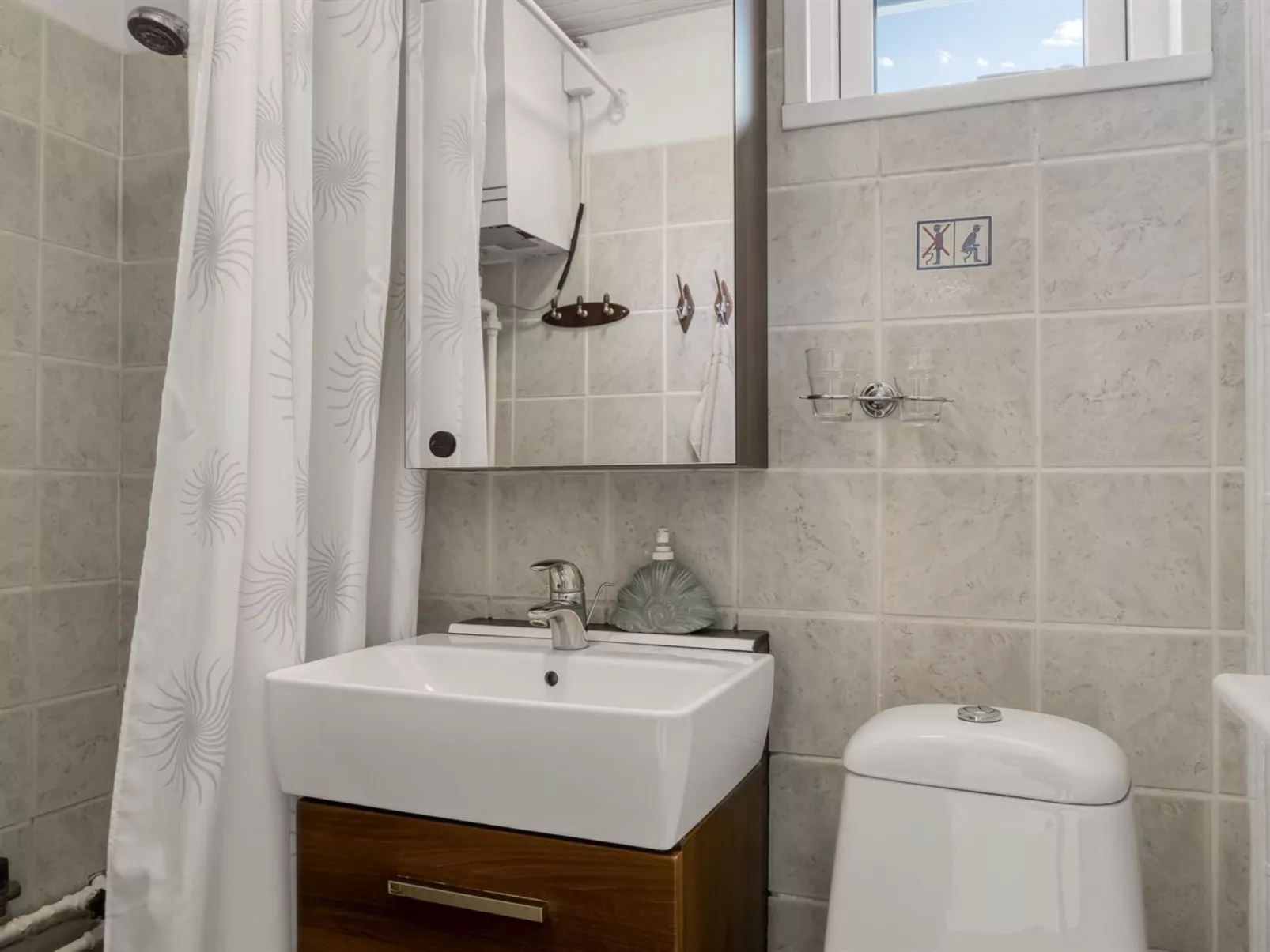 "Meindor" - 240m to the fjord-Binnen