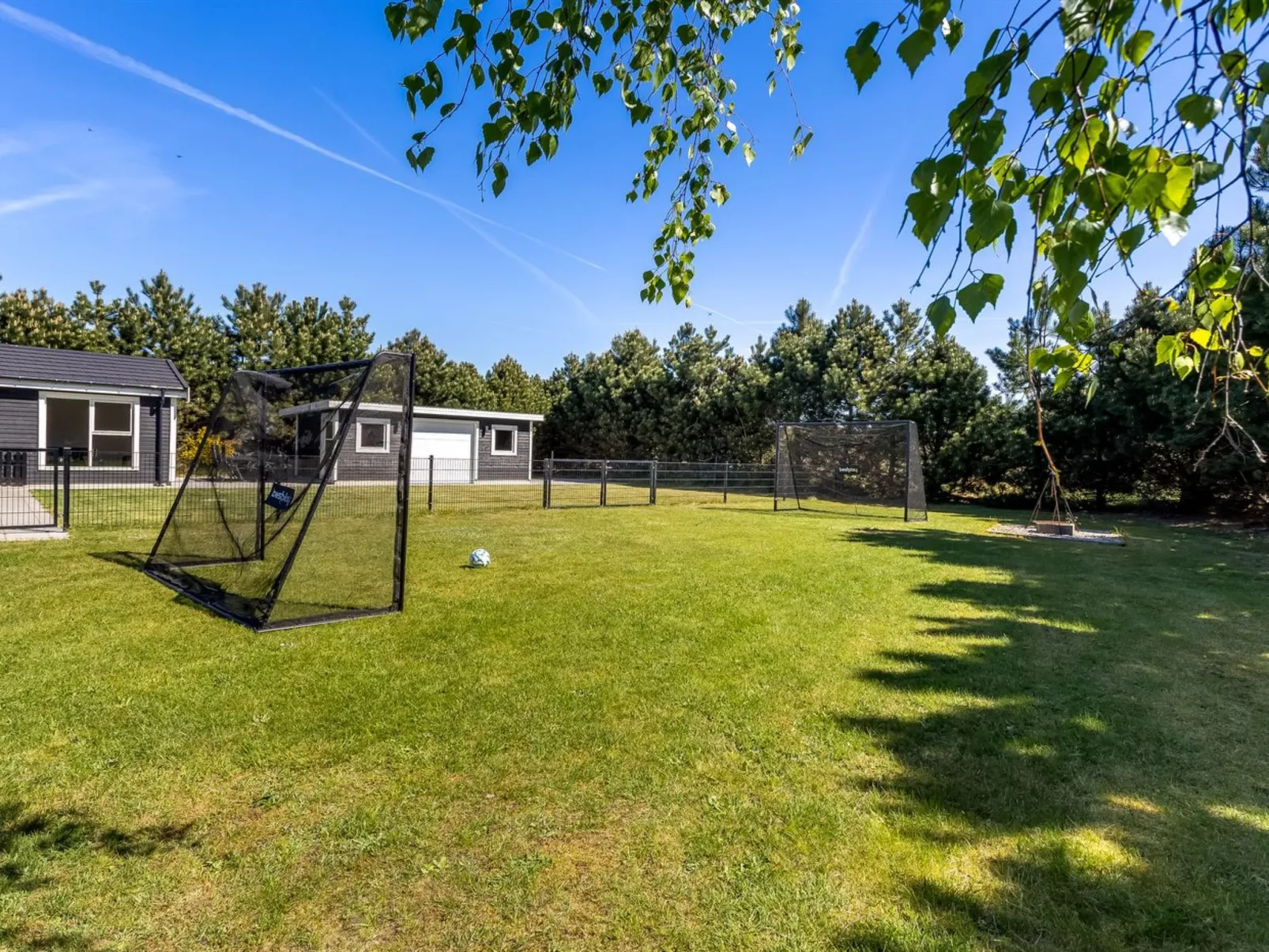 "Amdi" - 1.3km from the sea-Buiten