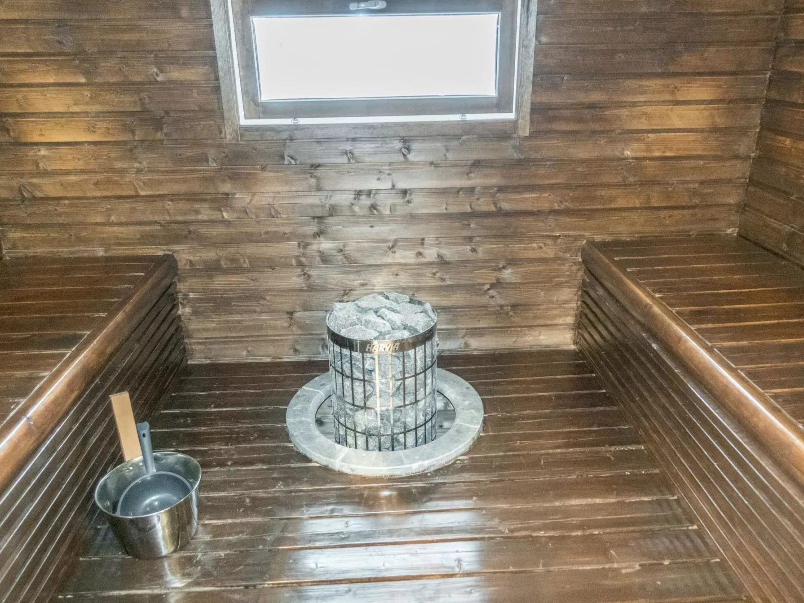 Atrin suvanto b-Binnen