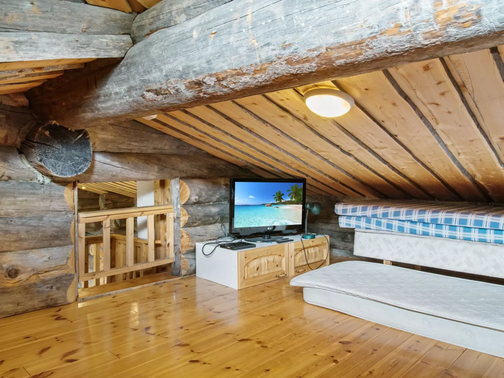 Klasun maja a-Binnen