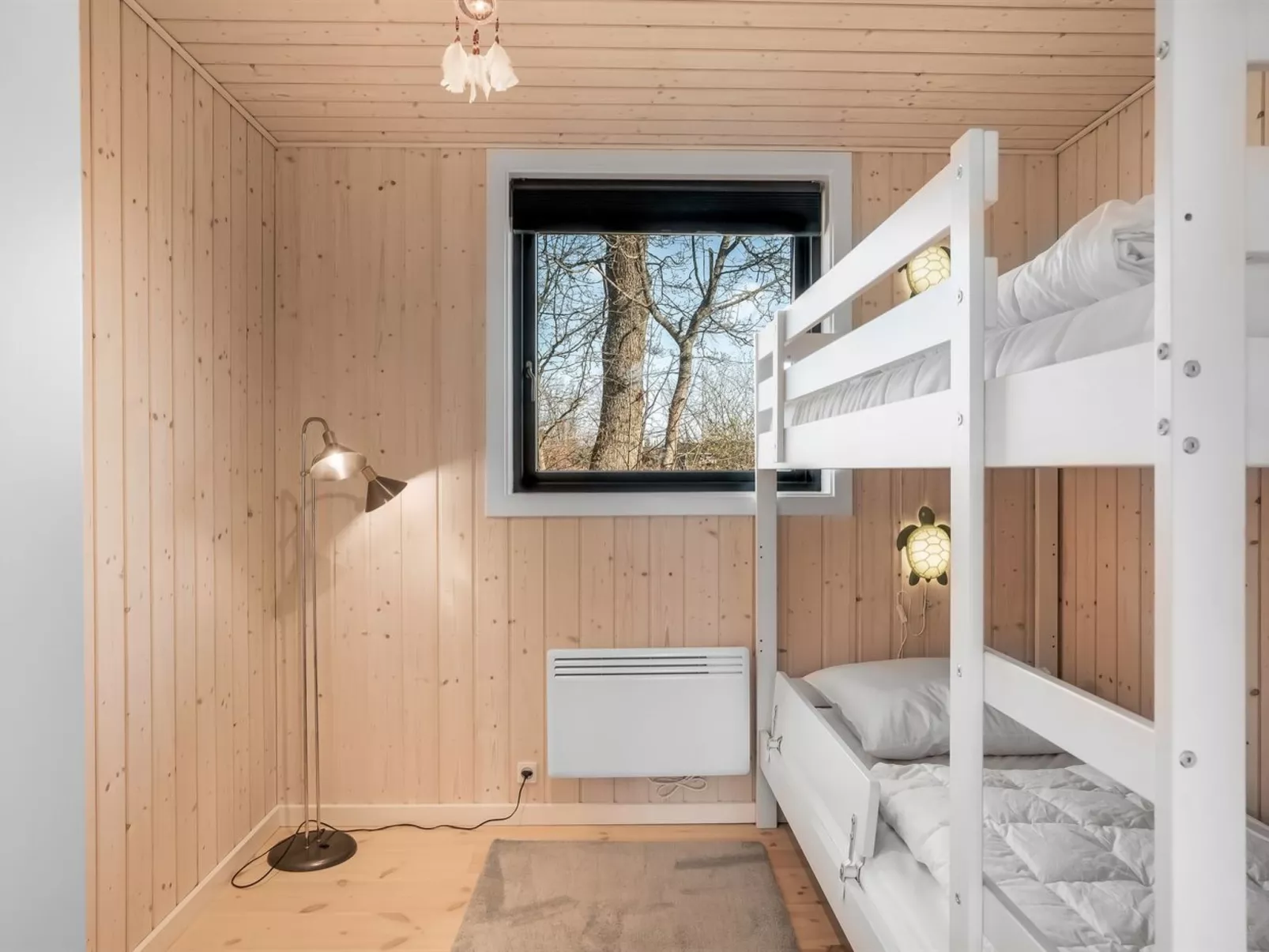 "Angelie" -  from the sea-Binnen