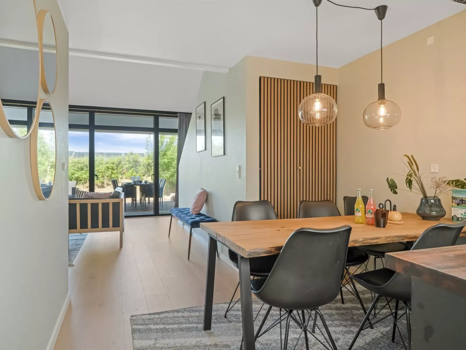 "Mimi" - 900m from the sea-Binnen