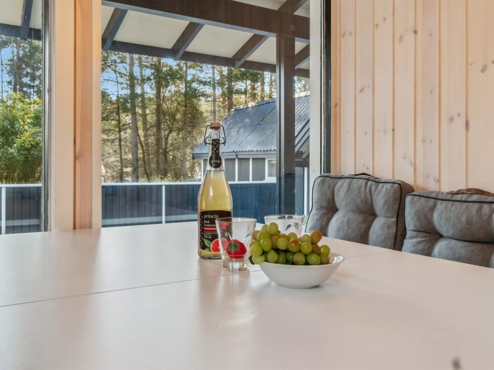 "Ahti" - 340m from the sea-Binnen