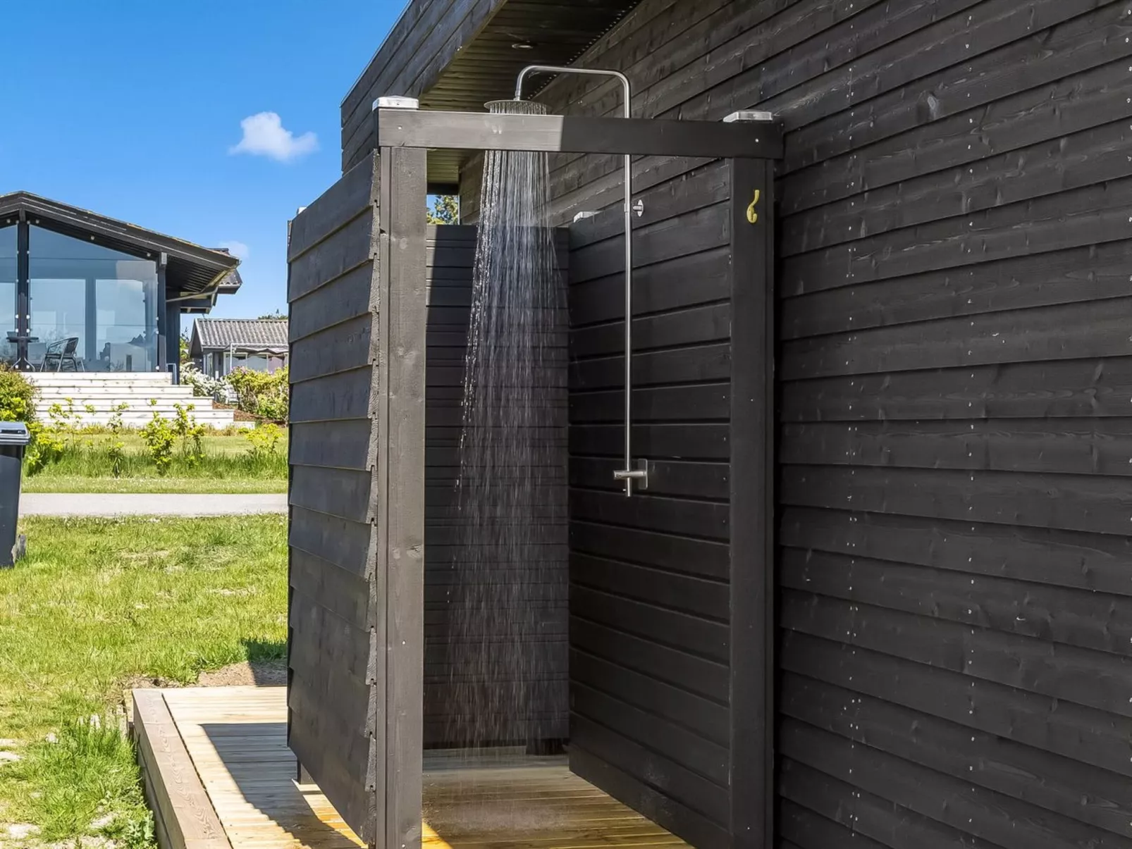 "Edvia" - 200m to the fjord-Buiten