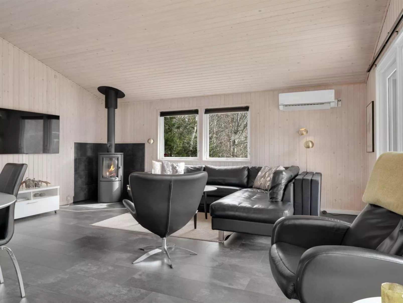 "Onni" - 2.3km from the sea-Binnen