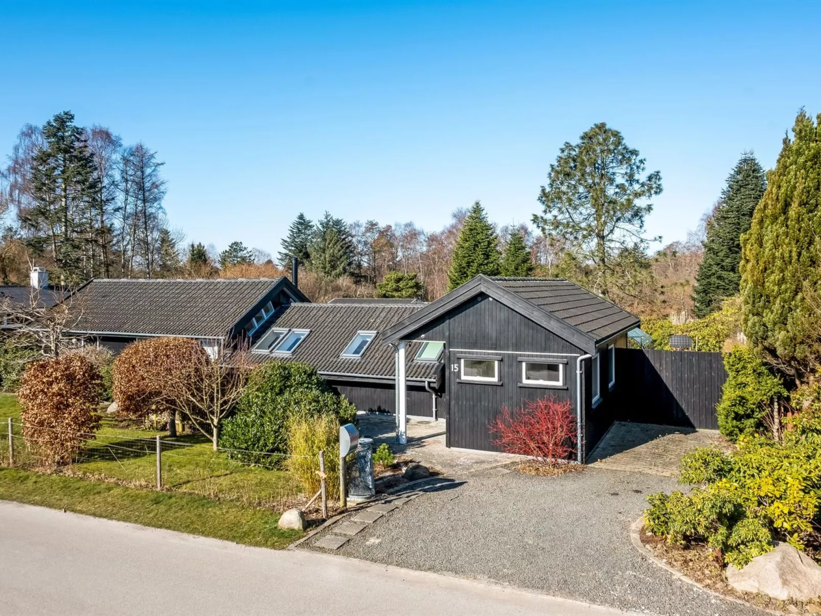 "Hughe" - 1.3km from the sea-Buiten