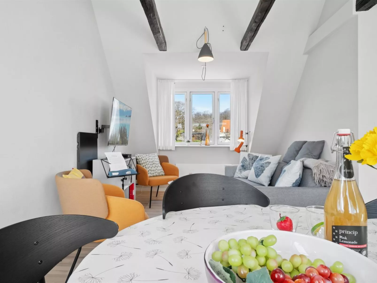 "Merta" - 500m from the sea-Binnen