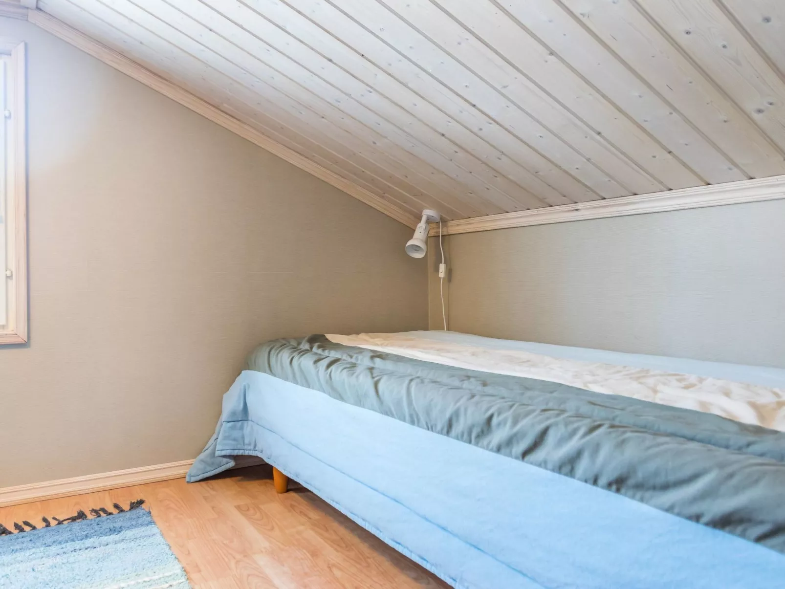 Rukan taikavuosseli 12 a-Binnen