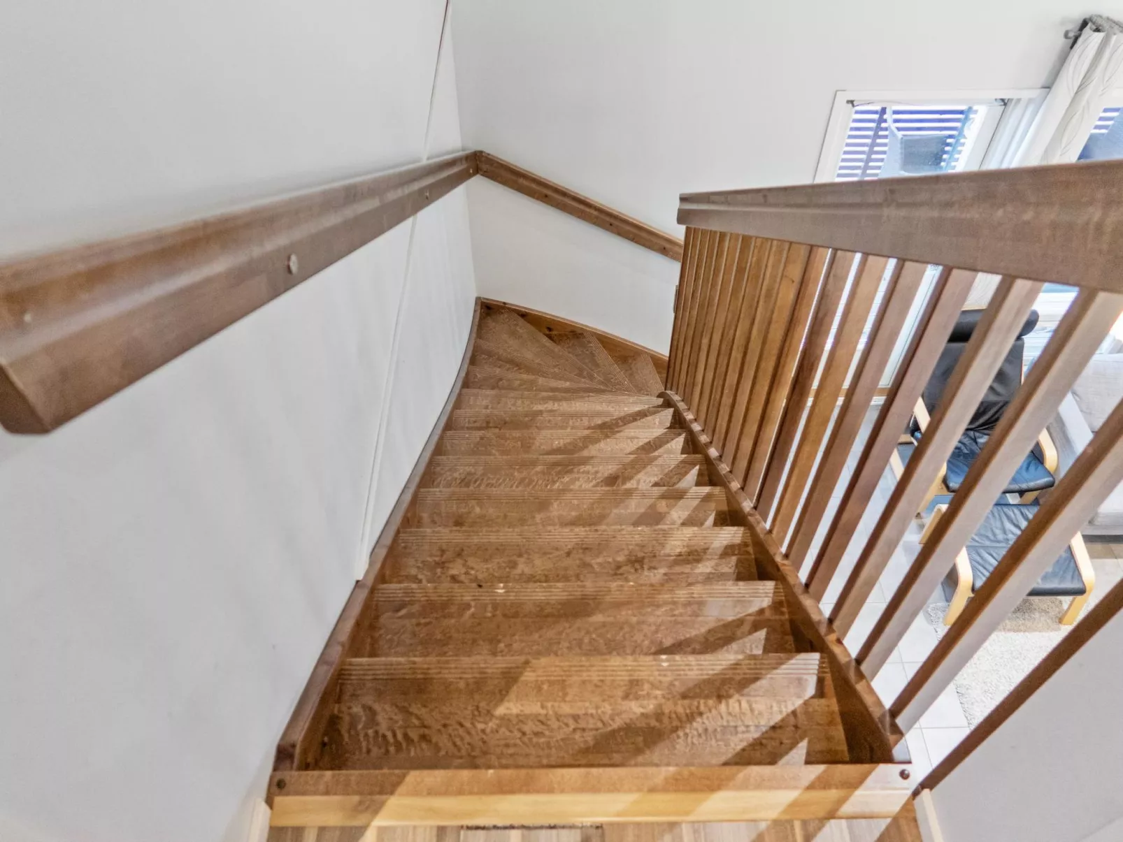 4 seasons a 1-Binnen