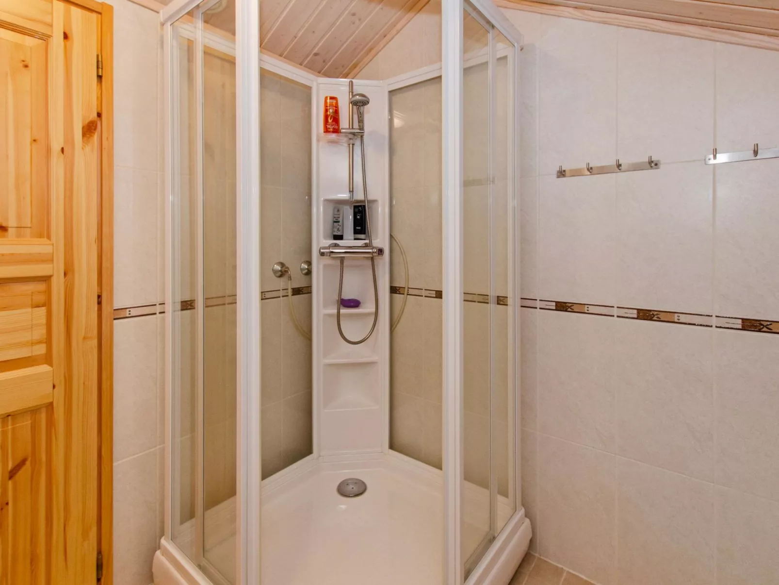 Otsopirtti, otso-Binnen