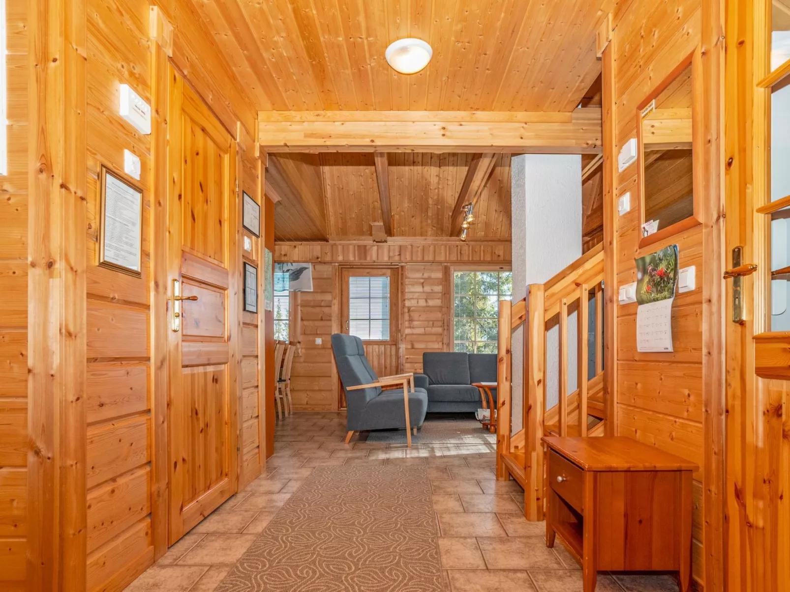 Kinostupa 1a (2)-Binnen