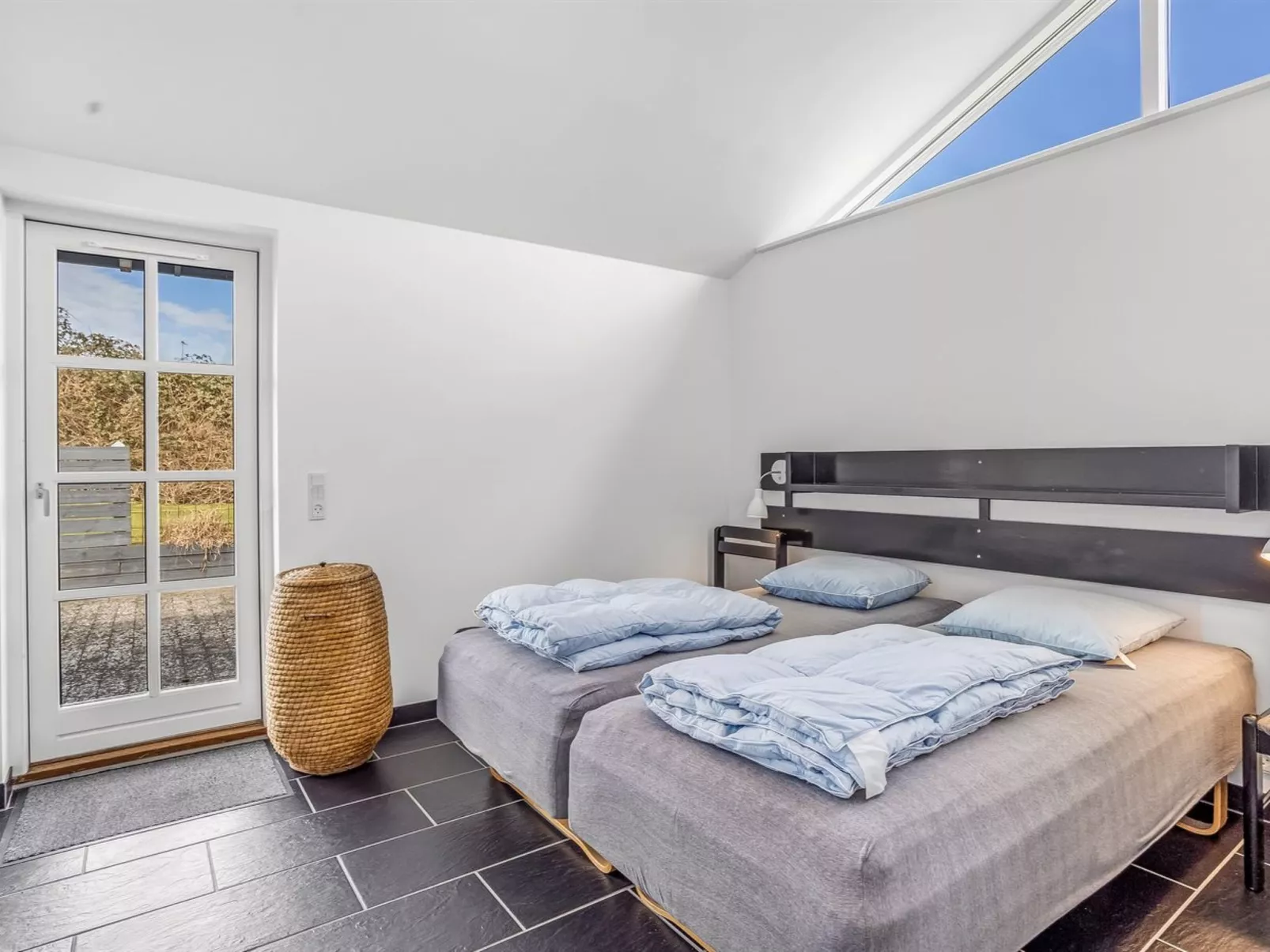 "Prohor" - 150m from the sea-Binnen