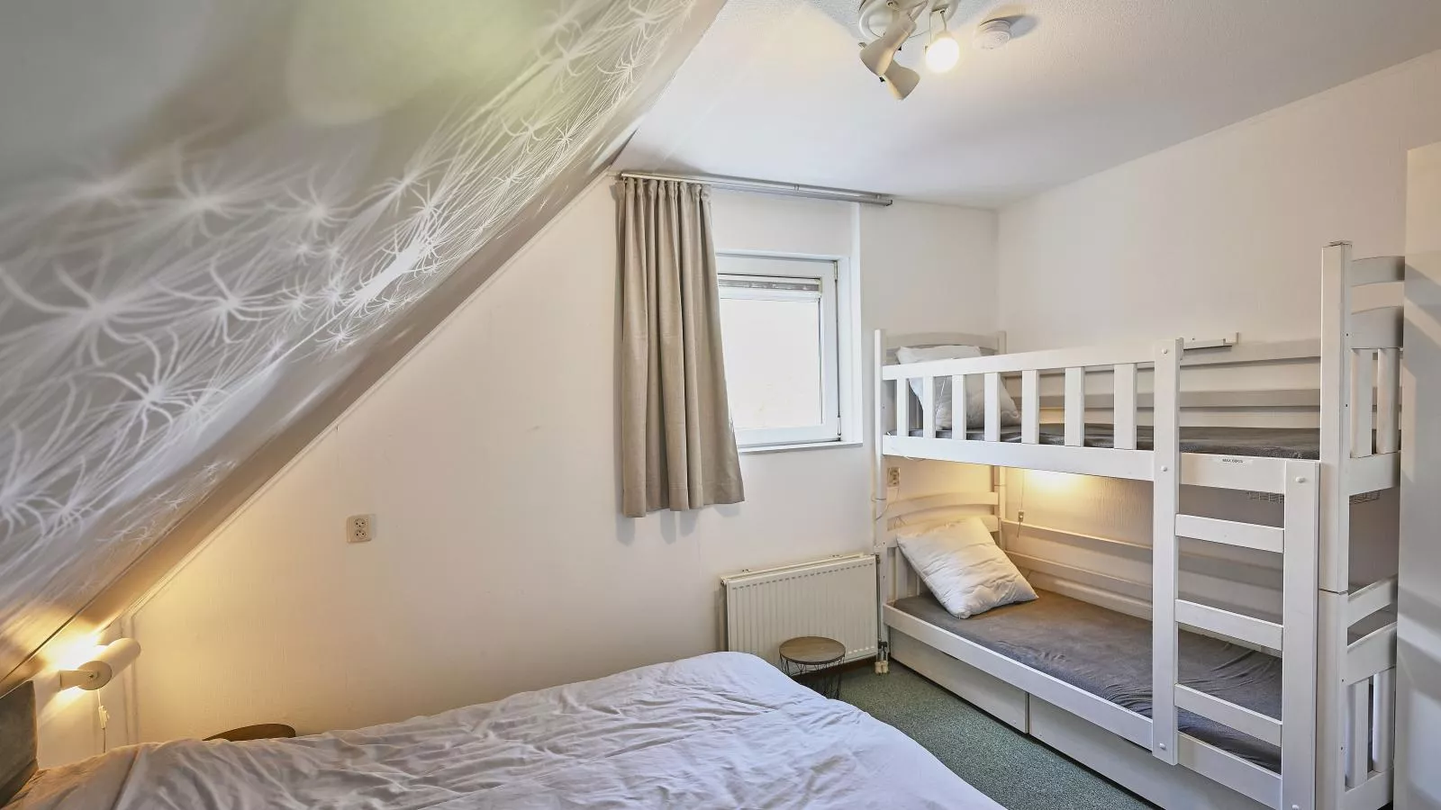 Aan de oever-Slaapkamer