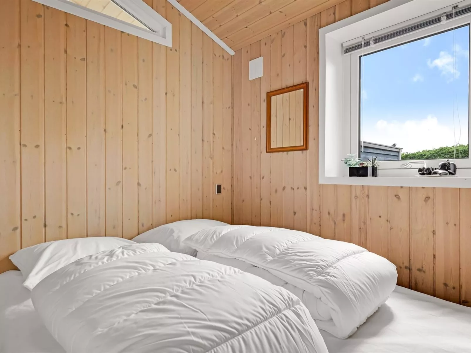 "Jelke" - 500m from the sea-Binnen