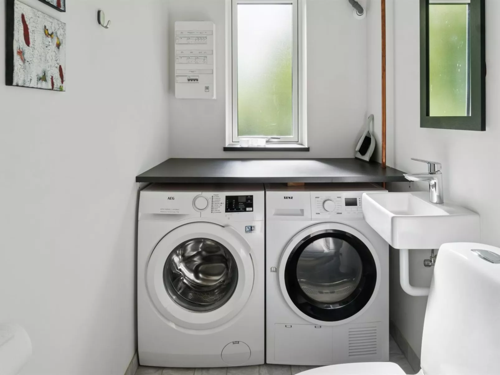 "Hotherus" -  from the sea-Binnen