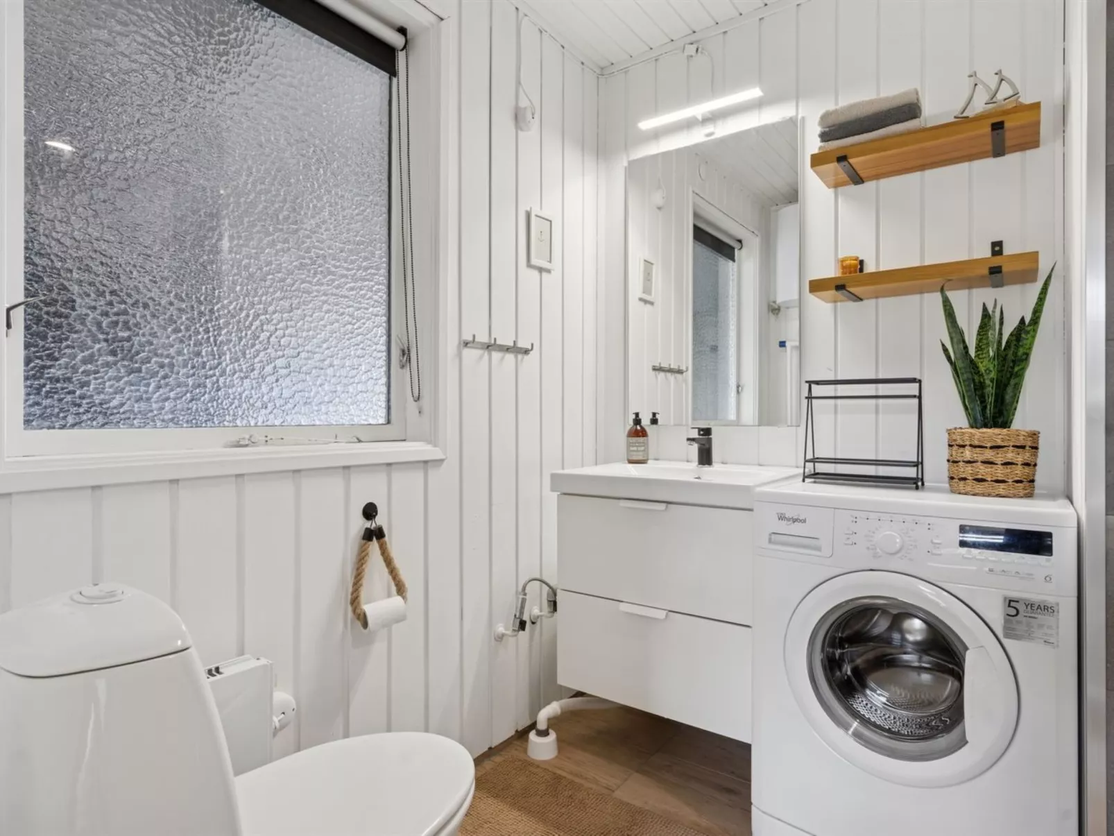 "Eweline" - 400m from the sea-Binnen