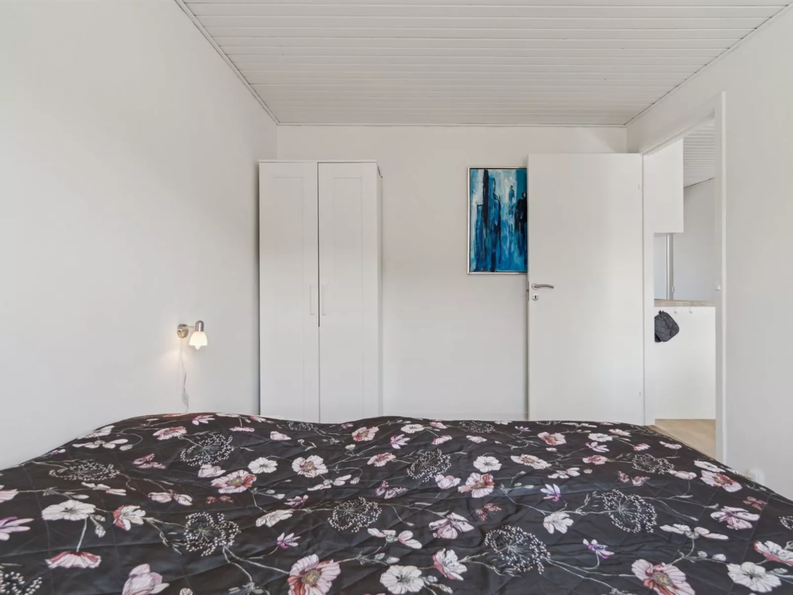 "Heddi" - 300m from the sea-Binnen