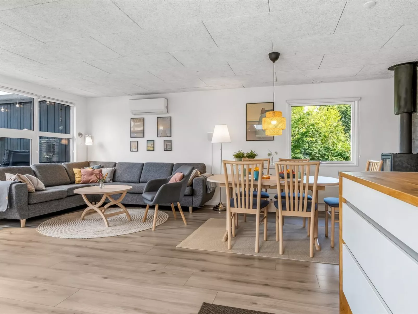 "Elske" -  from the sea-Binnen