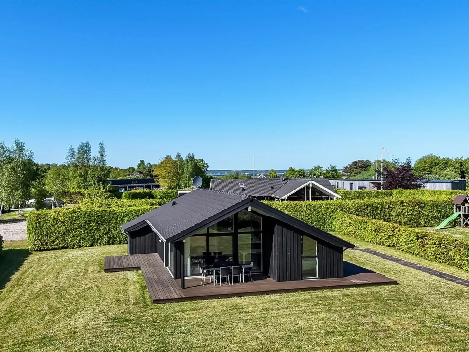 "Kody" - 400m from the sea-Buiten